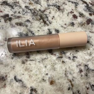 ILIA chromatic liquid eye shadow.